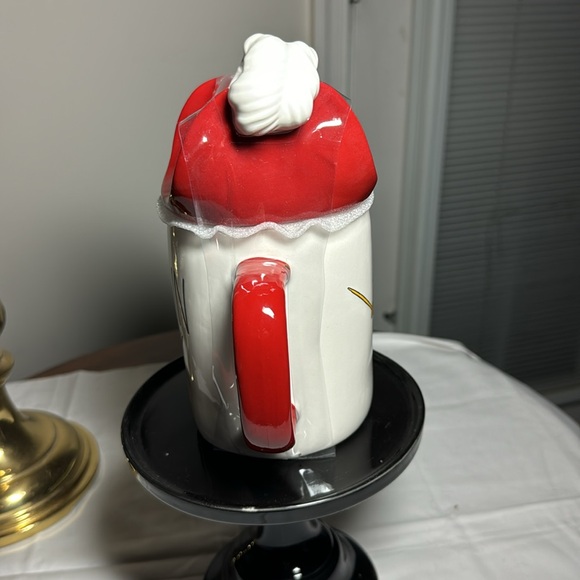 Rae Dunn Captain Hook with topper - Picture 4 of 7